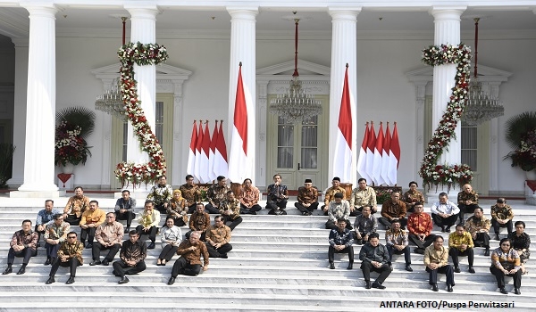 Istana Presiden Menjadi Saksi Tragedi dan Resepsi