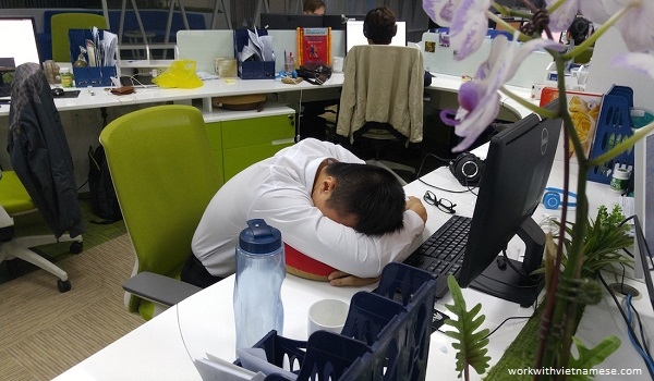Jika Anda tidak Tidur di Tempat Kerja, Anda Mestinya Dipecat