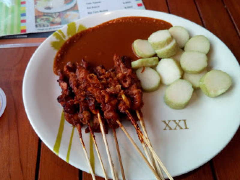 Sate Ayam & Kambing Megaria
