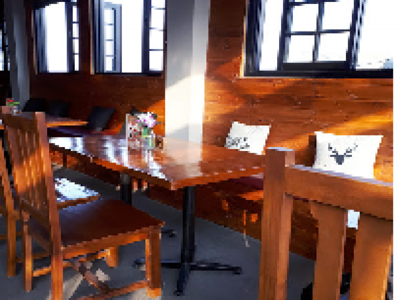 The Cabin - Cafe & Resto