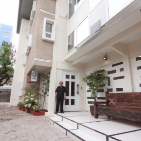 URBANEST RESIDENCE